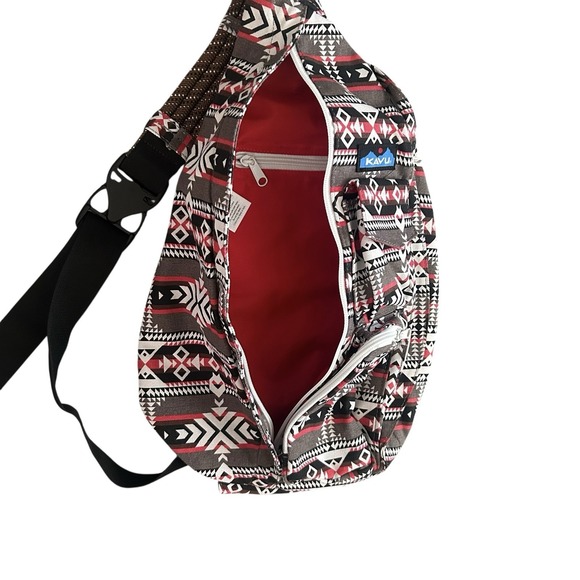 Kavu Rope Sling Bag Southwest Aztec Geometric Pockets Travel Backpack‎ - Picture 2 of 14